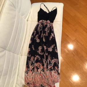 Adorable sundress with perfect for summer!